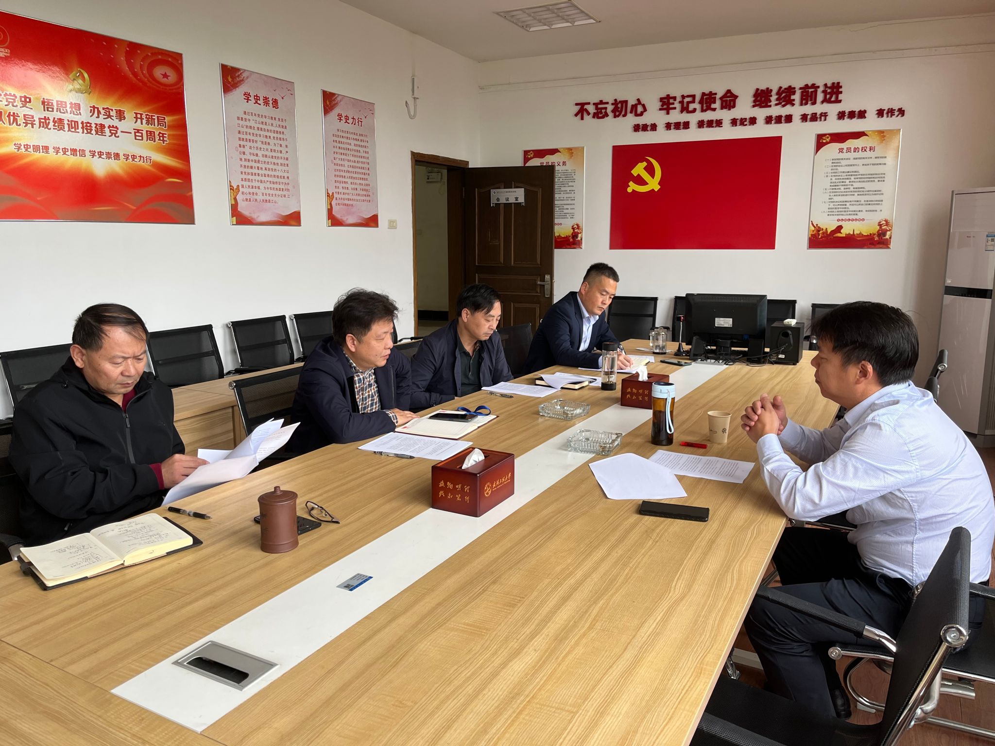 校党委常委、宣传部长韩高军来继续教育学院调研和指导工作